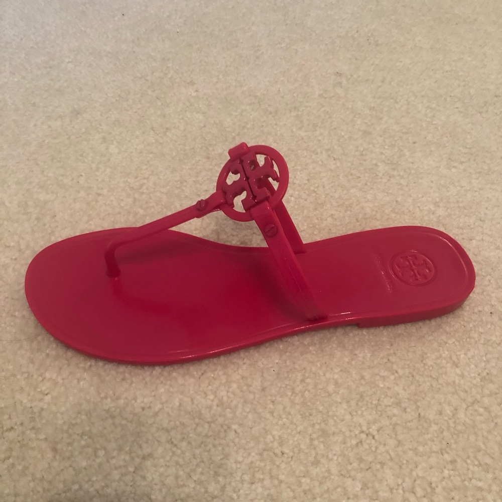 Tory Burch BNIB Mini miller flat thong size 8